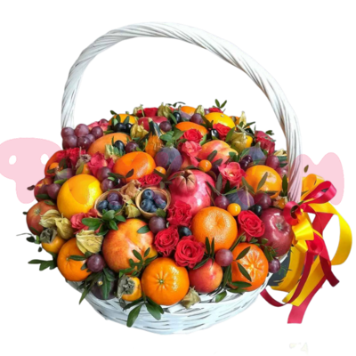 Корзина с цветами и фруктами